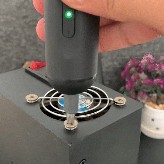 1713028771305811.gif